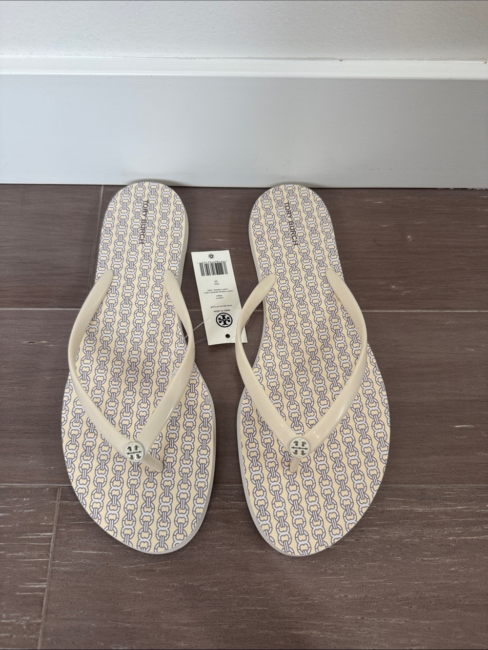 NWT Tory Burch Chelsea flip flop cream beach vacation casual rubber size 11